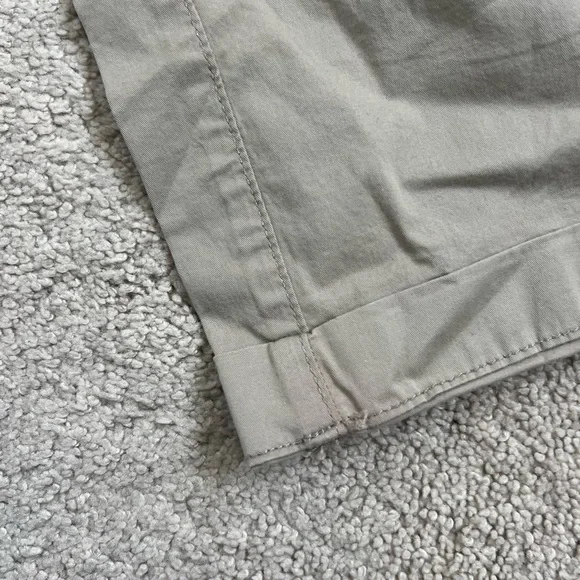 Boden Tan Khaki Pants ⭐️ - Picture 7 of 8